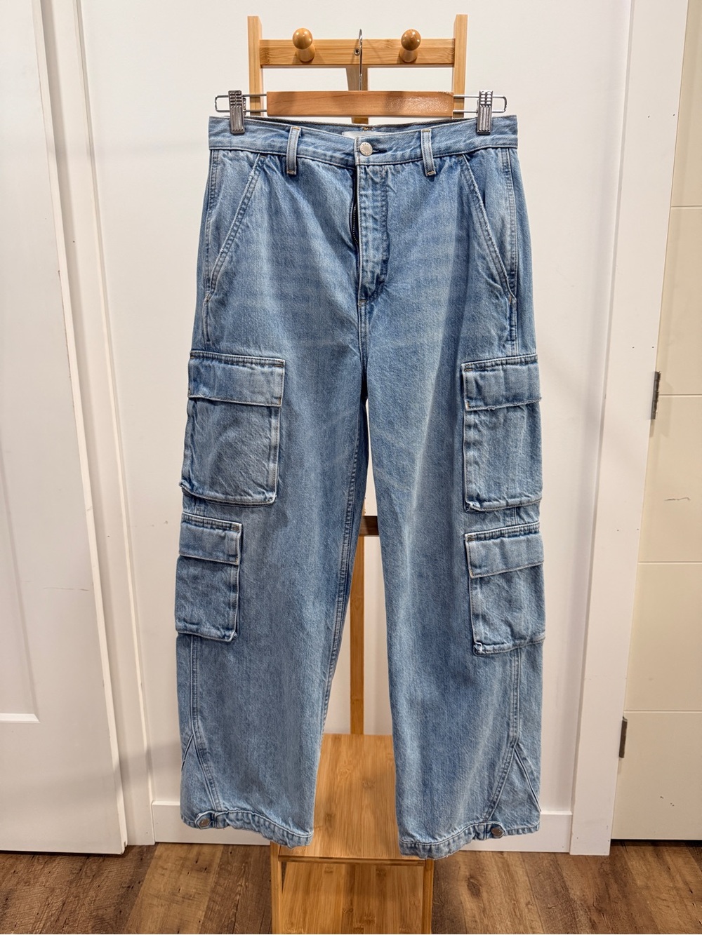 Denim Forum Light Blue Cargo Wide-Leg Jeans 90’s Millie Hi-Rise Cargo - Picture 3 of 8